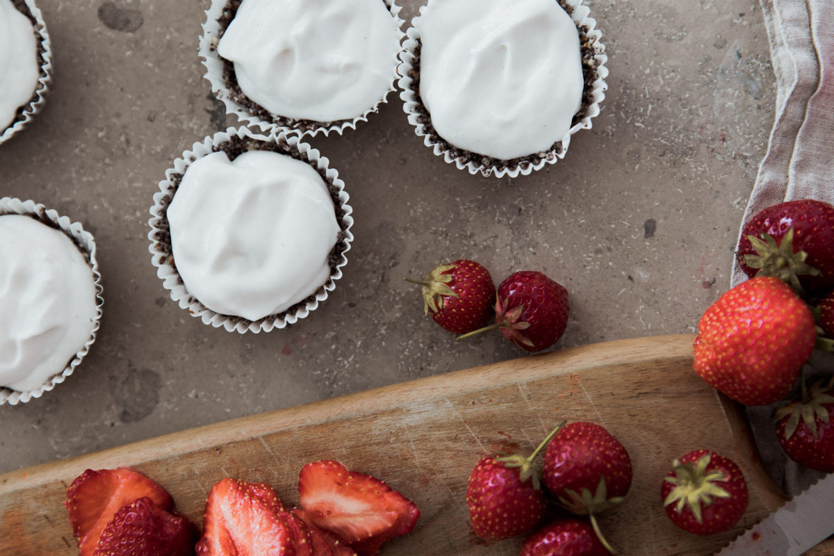 rezept, vegan, erdbeer-mohn tartelettes, hanna gassner, sommer, marco, annalaurakummer